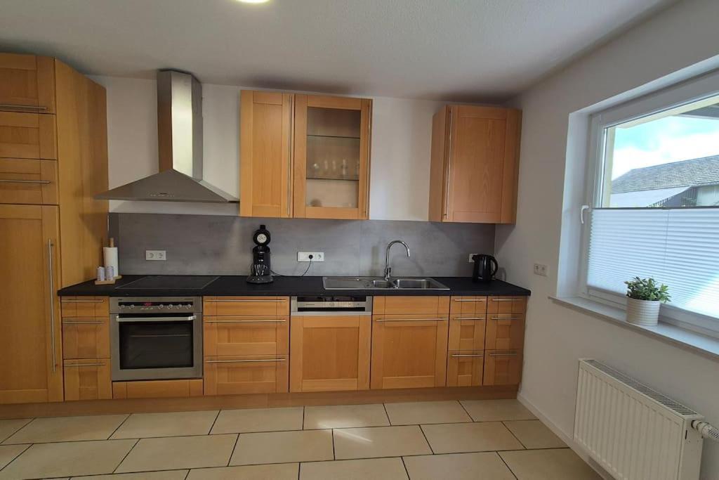 Ferienwohnung Au In Битбург Экстерьер фото